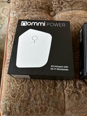 Nommi Power 4G Mobile Hotspot – White